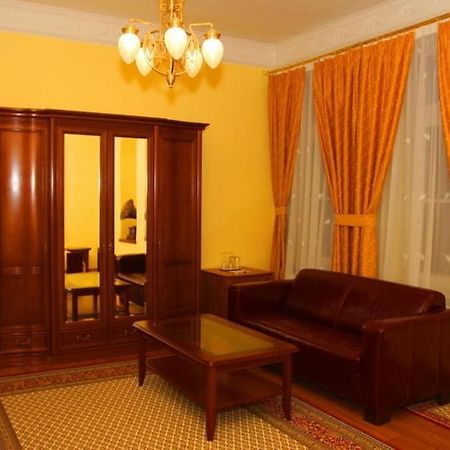Boutique Hotel Carpe Diem Prešov Esterno foto