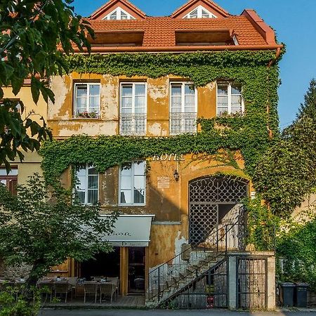Boutique Hotel Carpe Diem Prešov Esterno foto